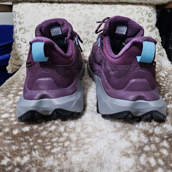 Hoka One One KAHA 2 Purple Athletic Shoes for Outdoor Adventures. WORN ONCE - Picture 5 of 11